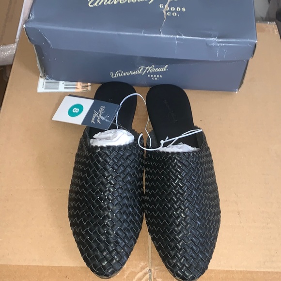 Universal Thread - Picture 2 of 6